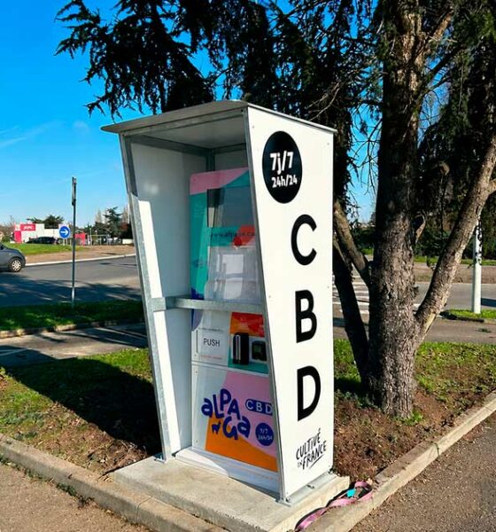 Máquina de venda automática de CDB