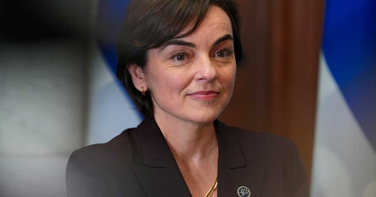 Christine Fréchette irrita a indústria da canábis do Quebeque
