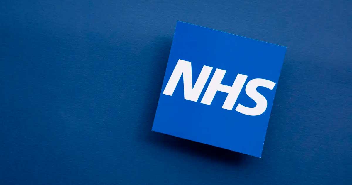 Uma doente britânica contesta as decisões do NHS
